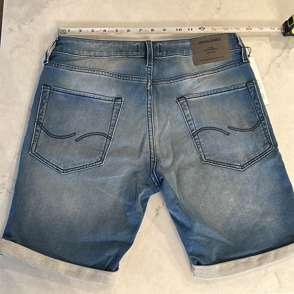 Jack and Jones NWT Men’s Jean Shorts - Picture 6 of 6